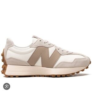 New Balance 327 Sz 7.5